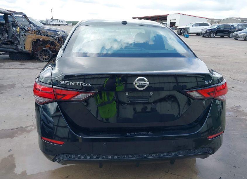 Photo 16 of 2021 Nissan Sentra SV XTRONIC CVT (VIN 3N1AB8CVXMY311227)