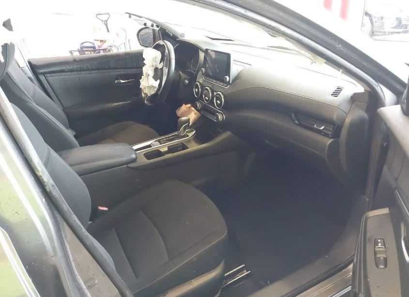 Photo 5 of 2022 Nissan Sentra SV XTRONIC CVT (VIN 3N1AB8CVXNY242041)