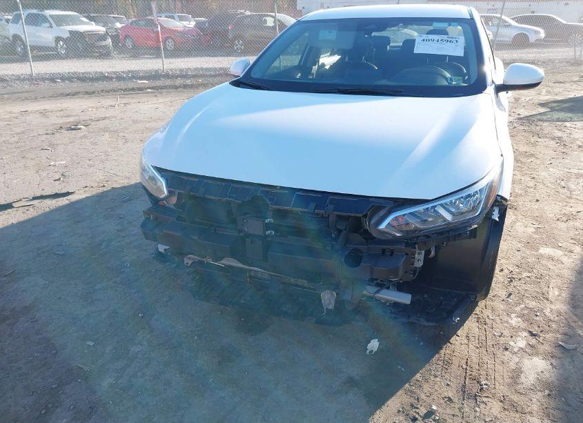 Photo 6 of 2022 Nissan Sentra SV XTRONIC CVT (VIN 3N1AB8CVXNY249944)