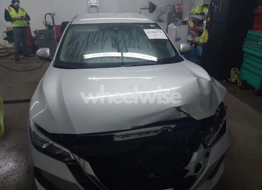 Photo 13 of 2022 Nissan Sentra SV XTRONIC CVT (VIN 3N1AB8CVXNY251029)