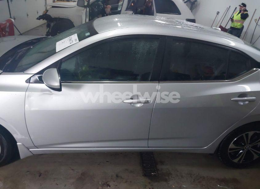 Photo 15 of 2022 Nissan Sentra SV XTRONIC CVT (VIN 3N1AB8CVXNY251029)