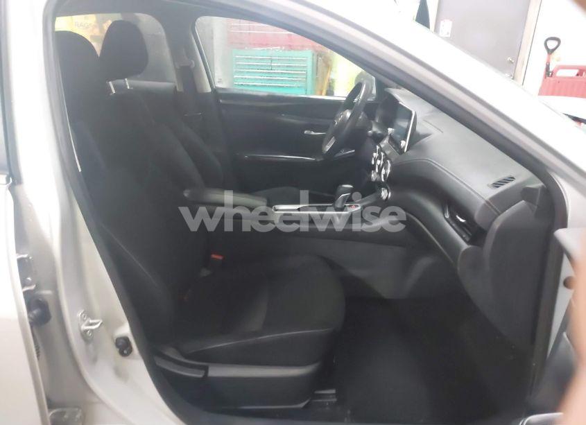 Photo 5 of 2022 Nissan Sentra SV XTRONIC CVT (VIN 3N1AB8CVXNY251029)