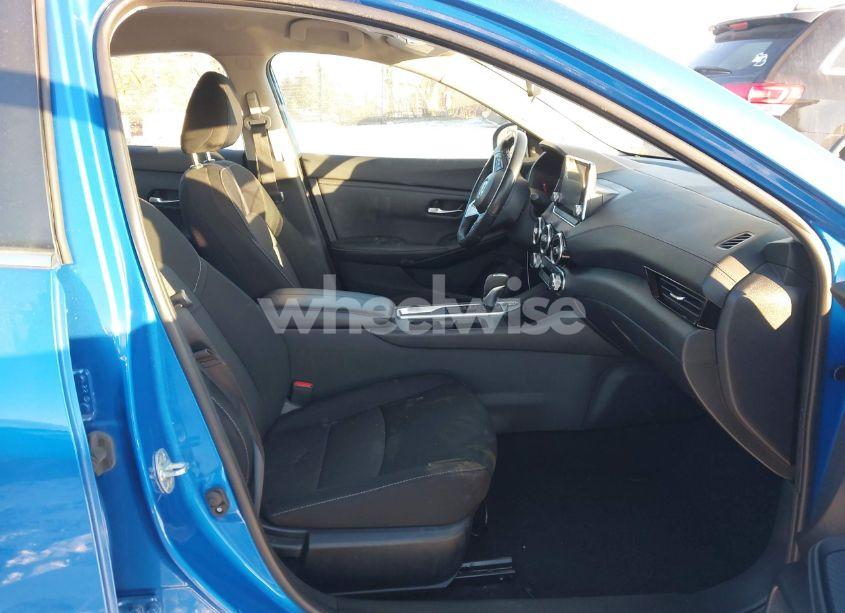 Photo 5 of 2022 Nissan Sentra SV XTRONIC CVT (VIN 3N1AB8CVXNY255209)