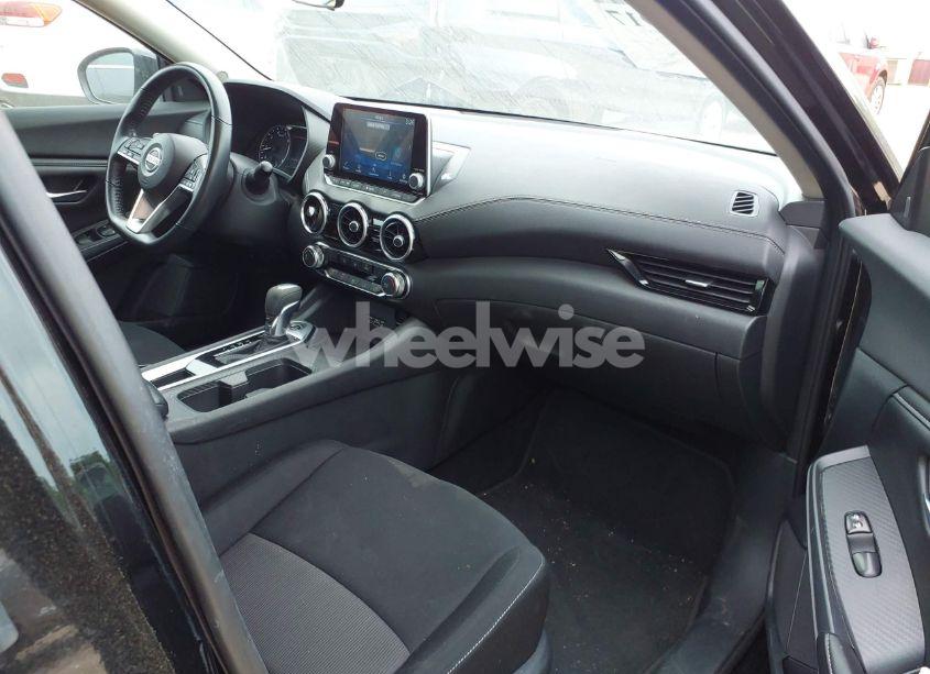 Photo 5 of 2022 Nissan Sentra SV XTRONIC CVT (VIN 3N1AB8CVXNY264010)