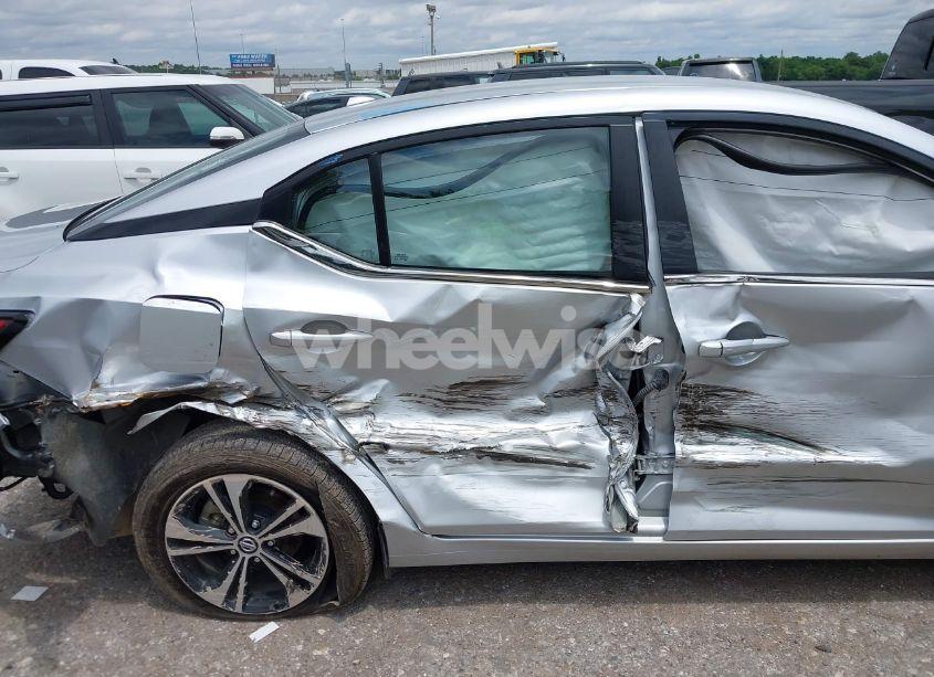 Photo 6 of 2022 Nissan Sentra SV XTRONIC CVT (VIN 3N1AB8CVXNY271913)