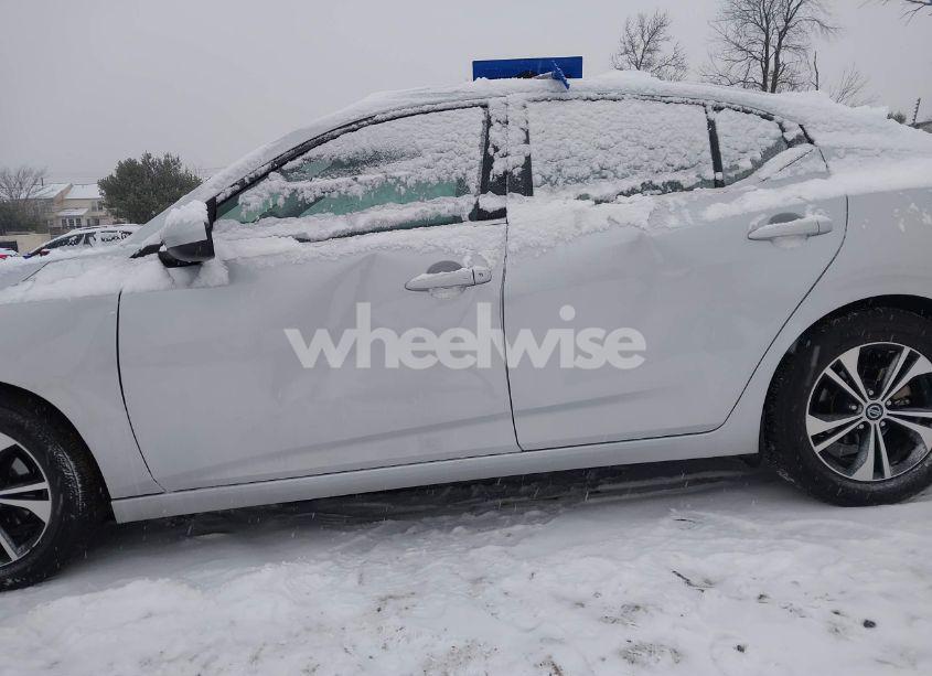 Photo 12 of 2022 Nissan Sentra SV XTRONIC CVT (VIN 3N1AB8CVXNY307972)