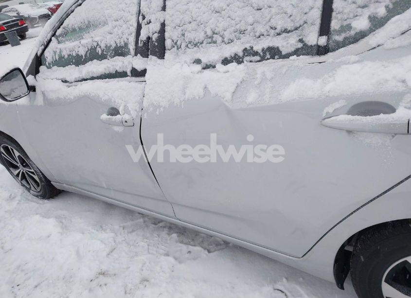 Photo 6 of 2022 Nissan Sentra SV XTRONIC CVT (VIN 3N1AB8CVXNY307972)