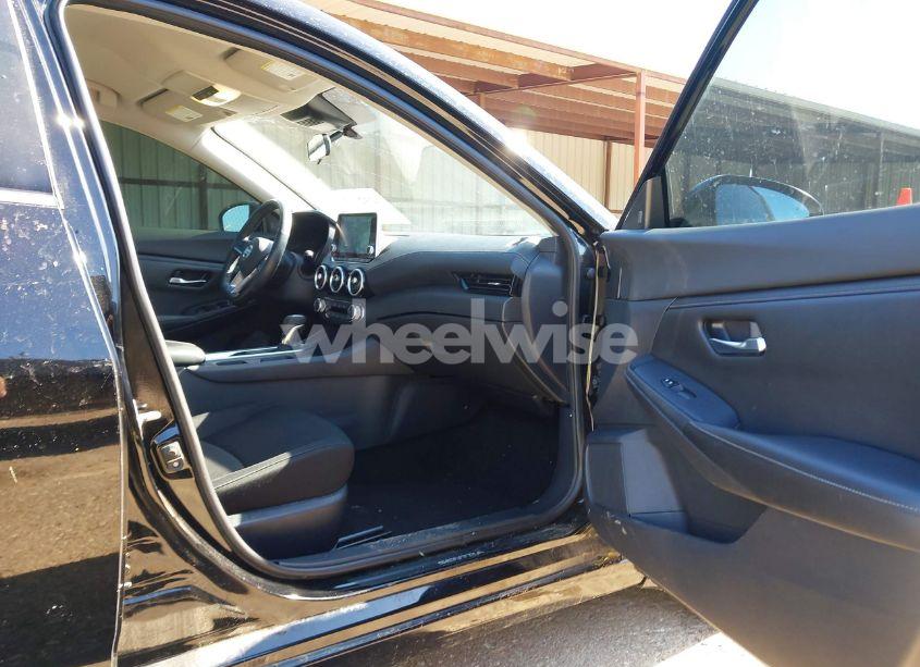 Photo 5 of 2023 Nissan Sentra SV XTRONIC CVT (VIN 3N1AB8CVXPY242298)