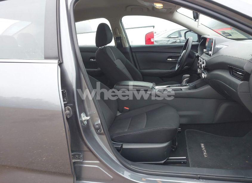 Photo 5 of 2023 Nissan Sentra SV XTRONIC CVT (VIN 3N1AB8CVXPY261384)