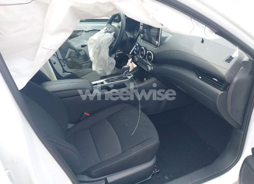 Photo 5 of 2024 Nissan Sentra SV XTRONIC CVT (VIN 3N1AB8CVXRY202970)