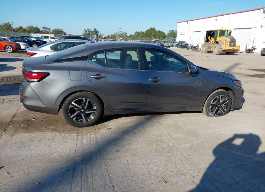 Photo 13 of 2024 Nissan Sentra SV XTRONIC CVT (VIN 3N1AB8CVXRY255474)