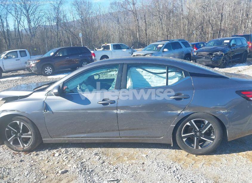Photo 14 of 2024 Nissan Sentra SV XTRONIC CVT (VIN 3N1AB8CVXRY272792)