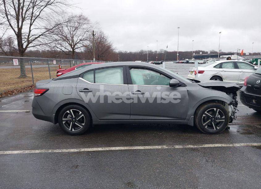 Photo 13 of 2024 Nissan Sentra SV XTRONIC CVT (VIN 3N1AB8CVXRY314152)