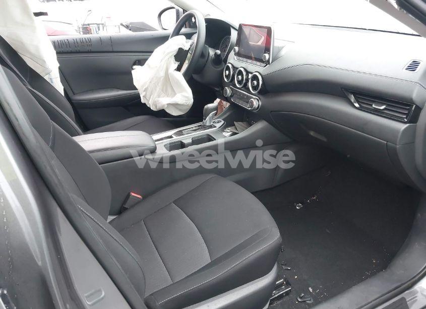 Photo 5 of 2024 Nissan Sentra SV XTRONIC CVT (VIN 3N1AB8CVXRY314152)