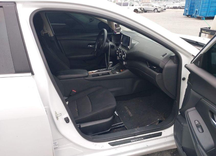 Photo 5 of 2024 Nissan Sentra SV XTRONIC CVT (VIN 3N1AB8CVXRY325099)