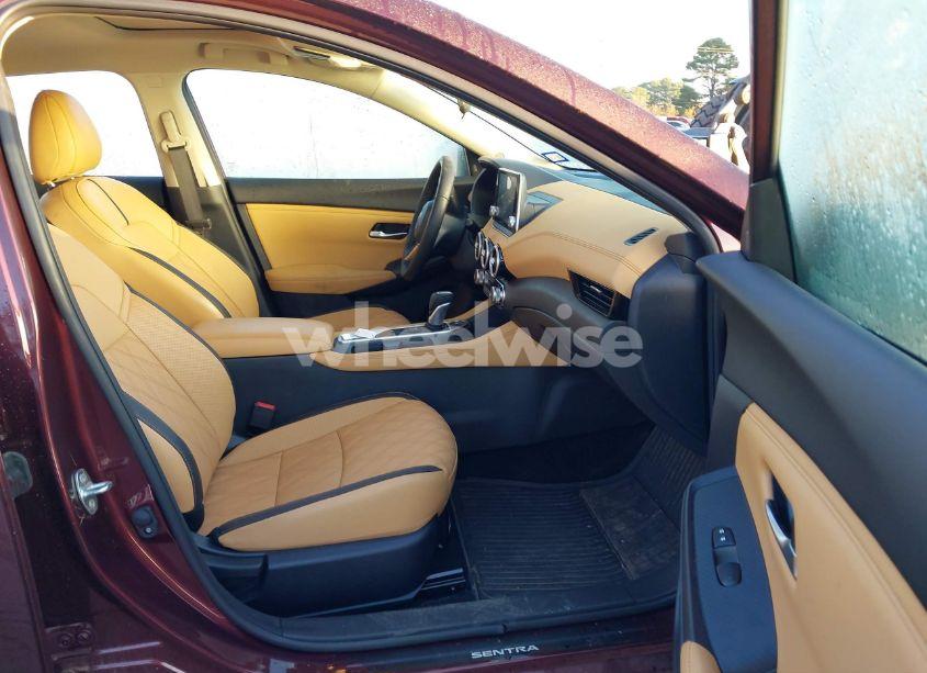 Photo 5 of 2024 Nissan Sentra SV XTRONIC CVT (VIN 3N1AB8CVXRY381589)