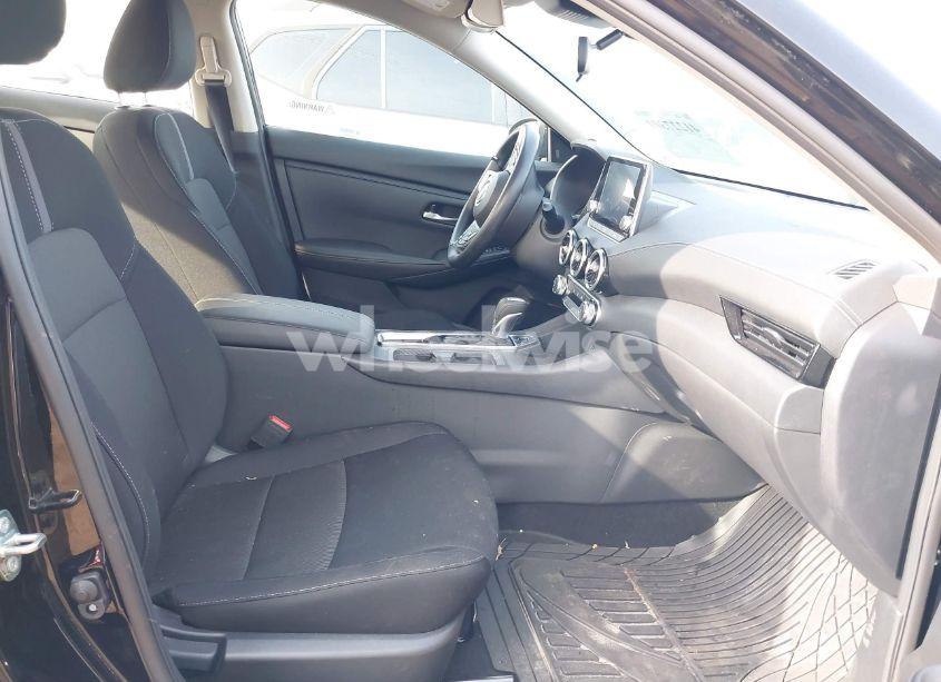 Photo 5 of 2024 Nissan Sentra SV XTRONIC CVT (VIN 3N1AB8CVXRY387909)