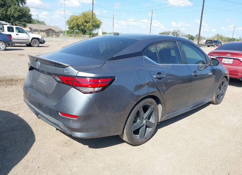 Photo 4 of 2021 Nissan Sentra SR XTRONIC CVT (VIN 3N1AB8DV0MY228517)