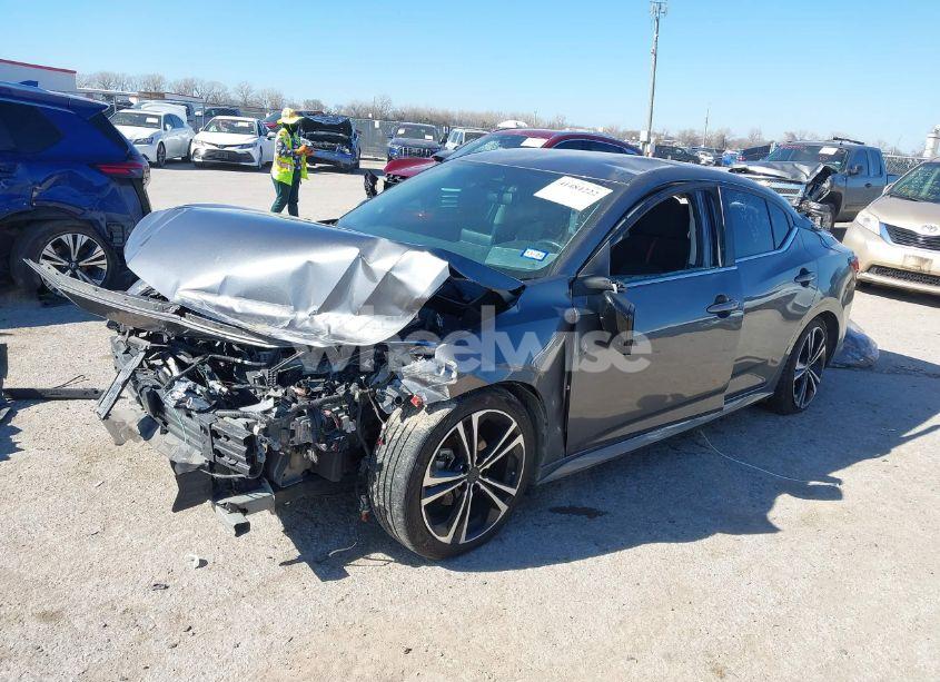 Photo 2 of 2021 Nissan Sentra SR XTRONIC CVT (VIN 3N1AB8DV0MY250811)