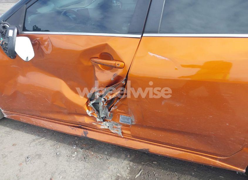 Photo 6 of 2021 Nissan Sentra SR XTRONIC CVT (VIN 3N1AB8DV0MY270525)