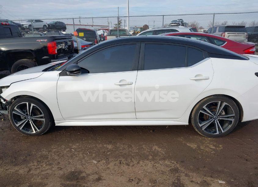 Photo 15 of 2022 Nissan Sentra SR XTRONIC CVT (VIN 3N1AB8DV0NY208947)