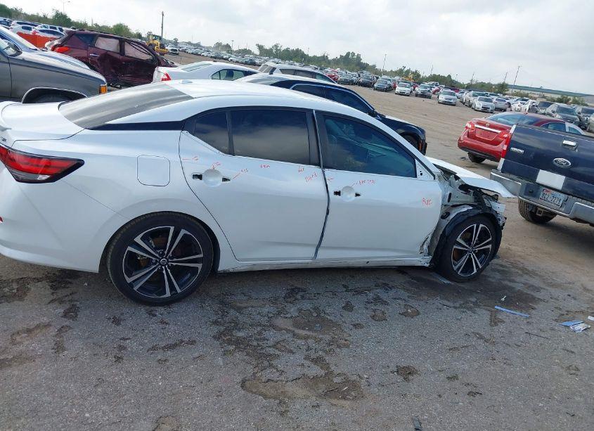 Photo 14 of 2022 Nissan Sentra SR XTRONIC CVT (VIN 3N1AB8DV0NY233251)