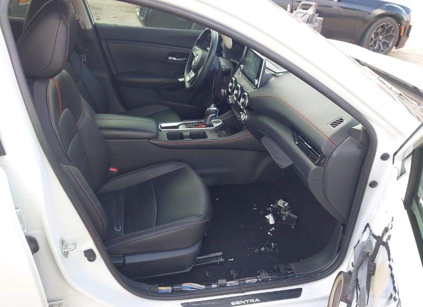 Photo 5 of 2022 Nissan Sentra SR XTRONIC CVT (VIN 3N1AB8DV0NY233251)