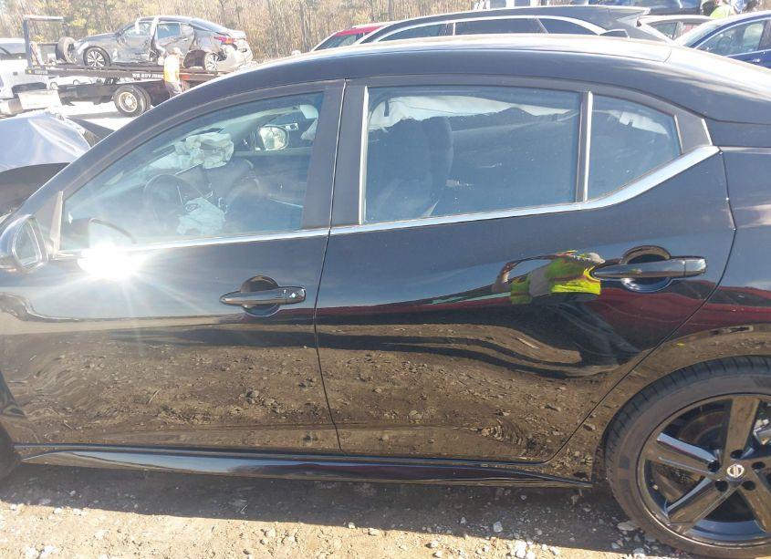 Photo 14 of 2022 Nissan Sentra SR XTRONIC CVT (VIN 3N1AB8DV0NY304643)