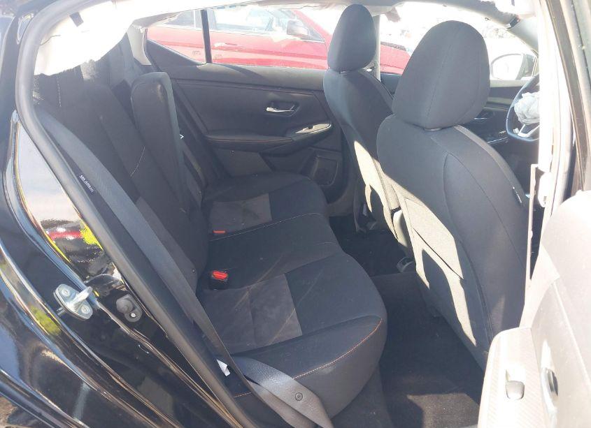 Photo 8 of 2022 Nissan Sentra SR XTRONIC CVT (VIN 3N1AB8DV0NY304643)