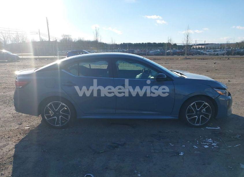 Photo 13 of 2024 Nissan Sentra SR (VIN 3N1AB8DV0RY285016)