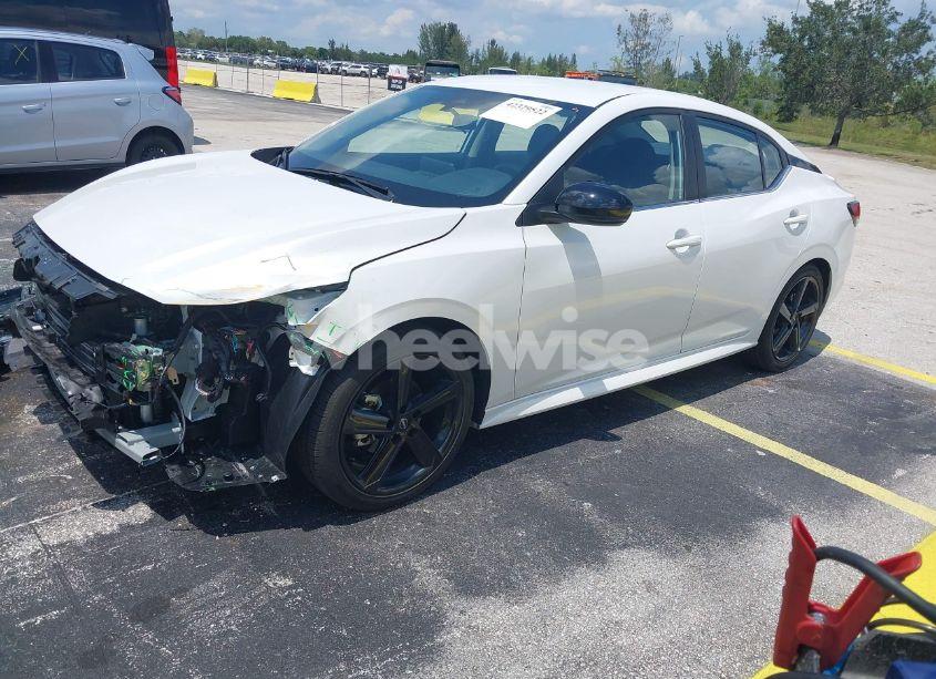 Photo 2 of 2025 Nissan Sentra SR (VIN 3N1AB8DV0SY293834)