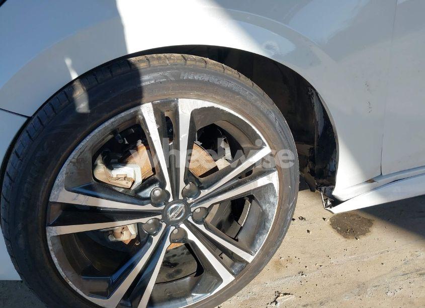 Photo 6 of 2022 Nissan Sentra SR XTRONIC CVT (VIN 3N1AB8DV1NY210657)