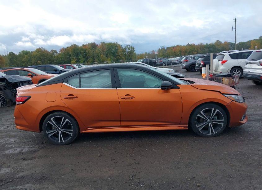 Photo 13 of 2022 Nissan Sentra SR XTRONIC CVT (VIN 3N1AB8DV1NY215065)