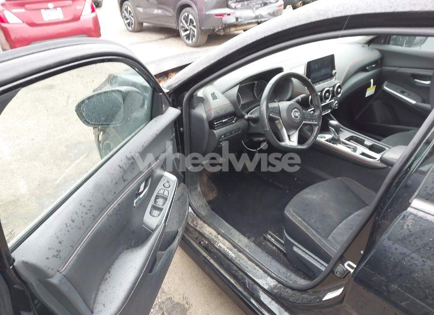 Photo 5 of 2022 Nissan Sentra SR XTRONIC CVT (VIN 3N1AB8DV1NY231461)