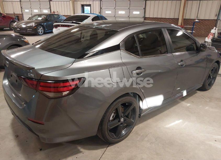 Photo 4 of 2022 Nissan Sentra SR XTRONIC CVT (VIN 3N1AB8DV1NY307177)