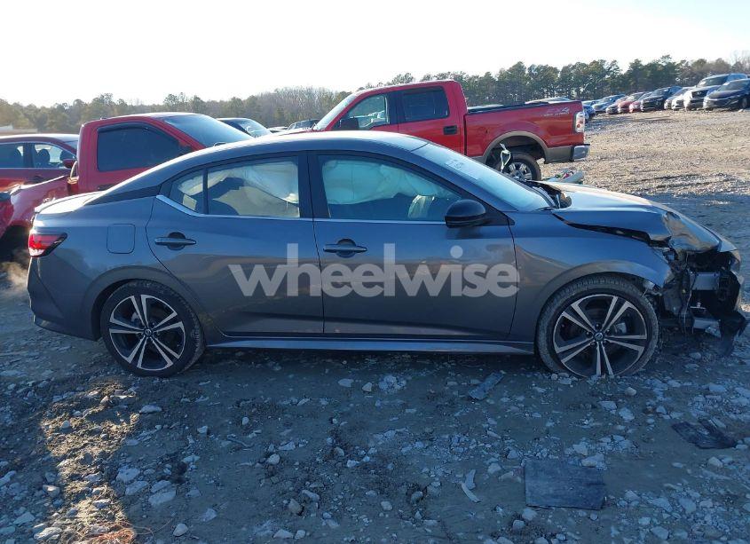 Photo 13 of 2022 Nissan Sentra SR XTRONIC CVT (VIN 3N1AB8DV1NY318857)