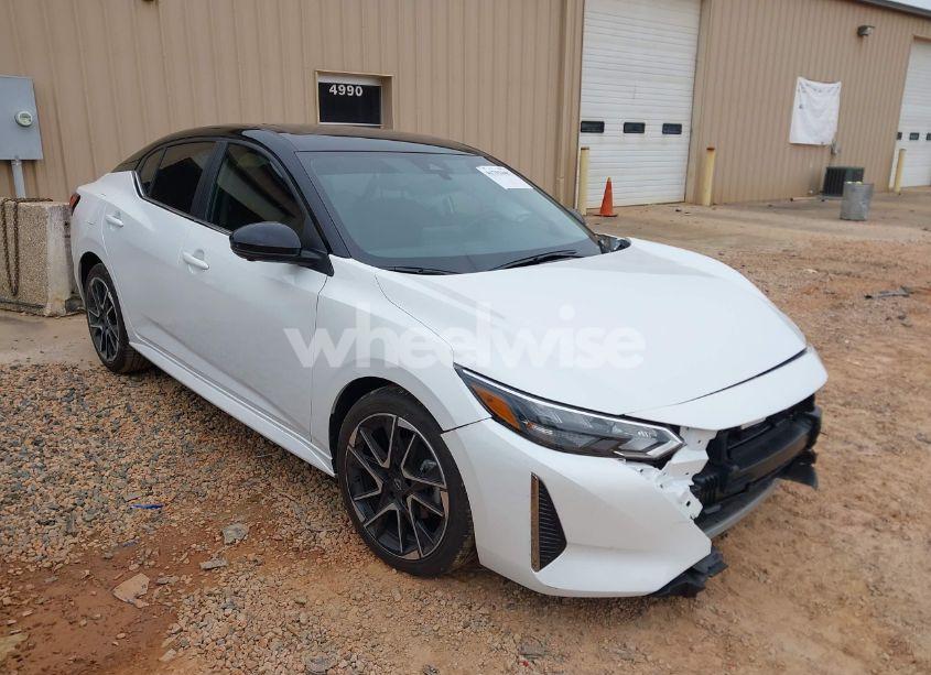 2025 Nissan Sentra SR (VIN 3N1AB8DV1SY203011) main photo