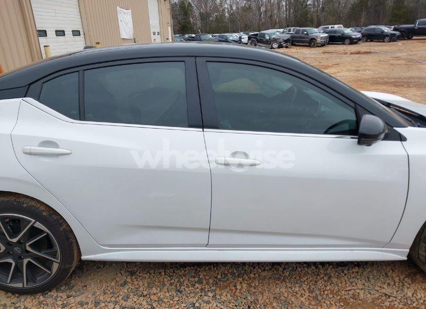 Photo 13 of 2025 Nissan Sentra SR (VIN 3N1AB8DV1SY203011)
