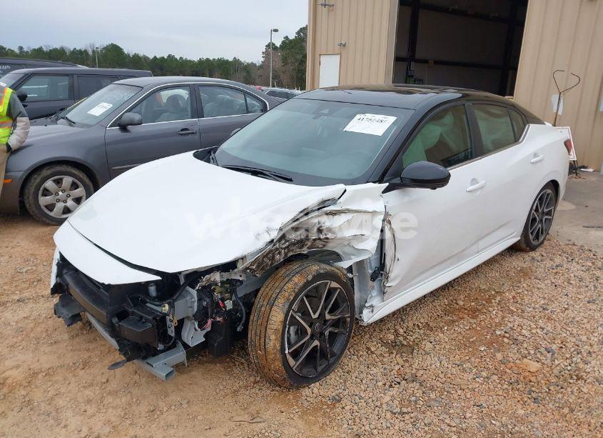 Photo 2 of 2025 Nissan Sentra SR (VIN 3N1AB8DV1SY203011)