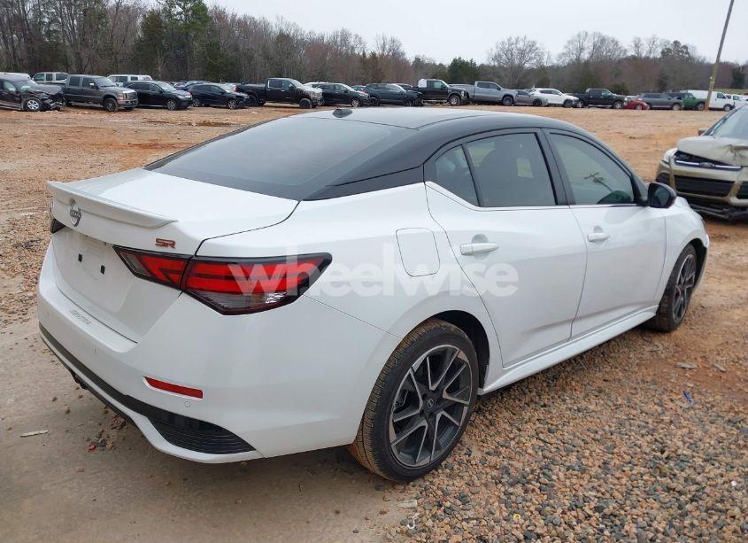 Photo 4 of 2025 Nissan Sentra SR (VIN 3N1AB8DV1SY203011)