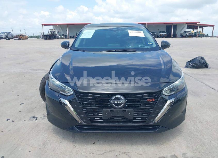 Photo 12 of 2025 Nissan Sentra SR (VIN 3N1AB8DV1SY230113)