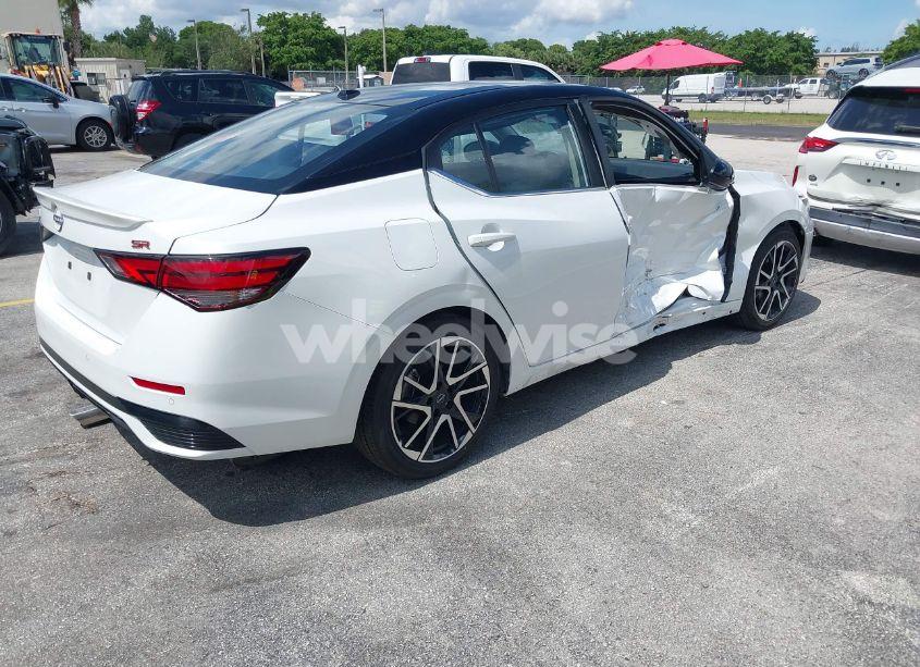 Photo 4 of 2025 Nissan Sentra SR (VIN 3N1AB8DV1SY288416)