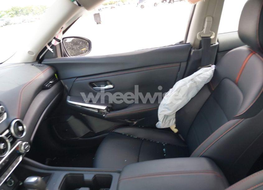 Photo 5 of 2025 Nissan Sentra SR (VIN 3N1AB8DV1SY288416)