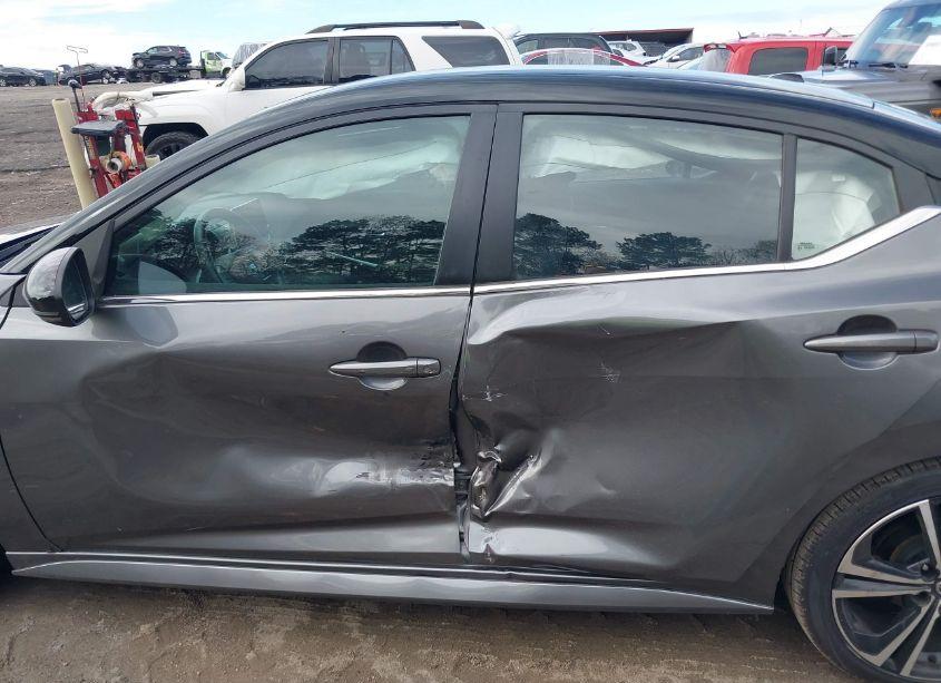 Photo 14 of 2021 Nissan Sentra SR XTRONIC CVT (VIN 3N1AB8DV2MY228387)