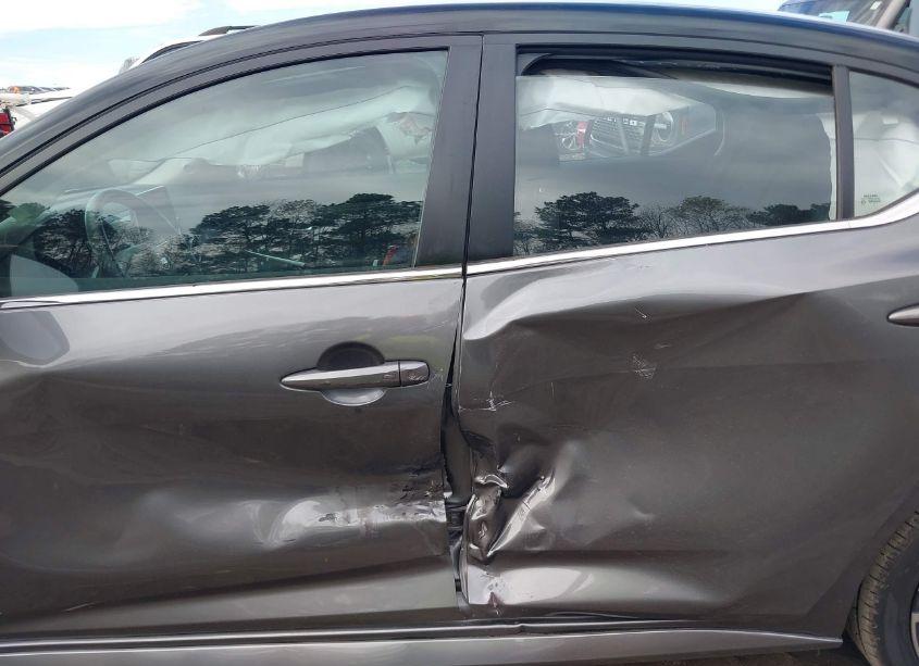 Photo 6 of 2021 Nissan Sentra SR XTRONIC CVT (VIN 3N1AB8DV2MY228387)