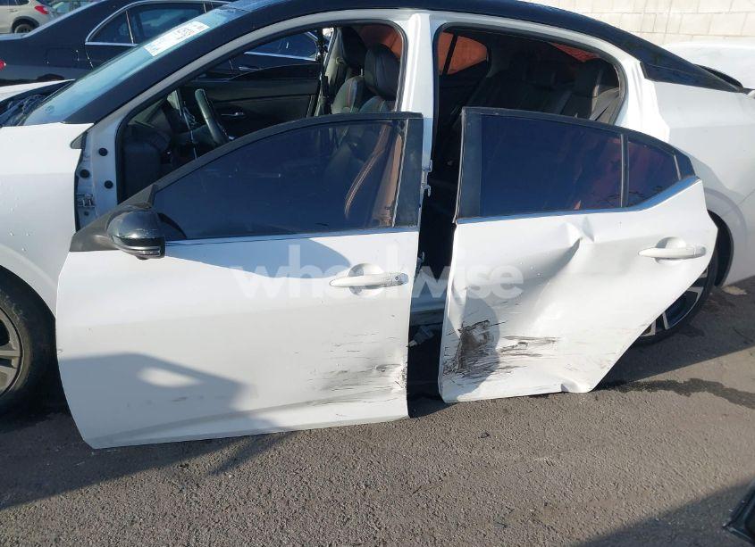 Photo 12 of 2021 Nissan Sentra SR XTRONIC CVT (VIN 3N1AB8DV2MY244993)