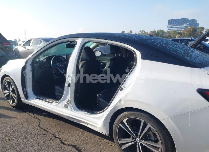 Photo 18 of 2021 Nissan Sentra SR XTRONIC CVT (VIN 3N1AB8DV2MY244993)