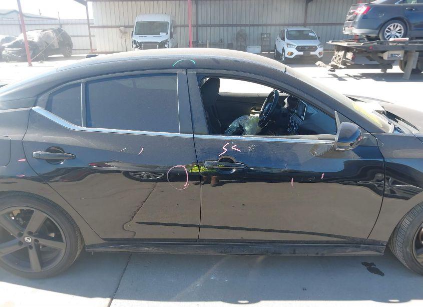 Photo 13 of 2022 Nissan Sentra SR XTRONIC CVT (VIN 3N1AB8DV2NY298974)