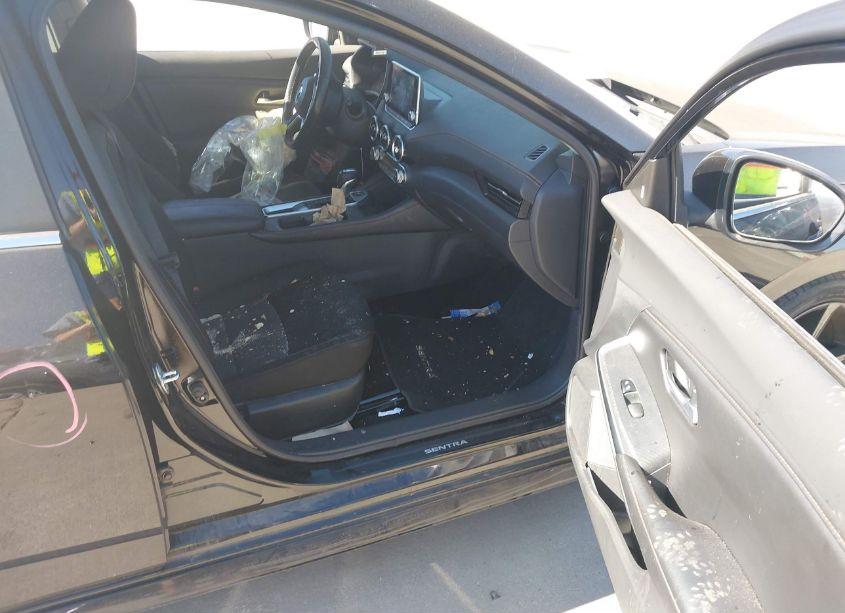 Photo 5 of 2022 Nissan Sentra SR XTRONIC CVT (VIN 3N1AB8DV2NY298974)