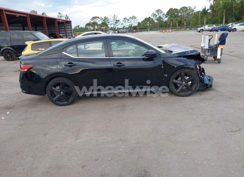 Photo 13 of 2022 Nissan Sentra SR XTRONIC CVT (VIN 3N1AB8DV2NY301744)